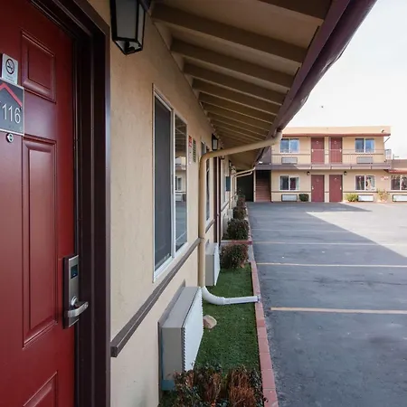 Quality Inn Bishop Near Mammoth